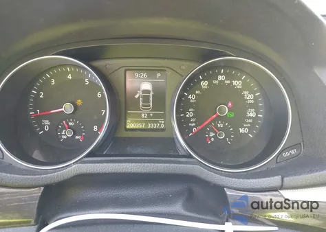 2018 Volkswagen Passat 2.0T Se из США, поврежденный, VIN 1VWBA7A35JC035895